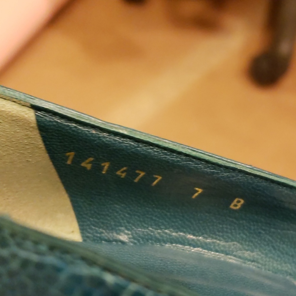 Additional photos Gucci Heels - Picture 7 of 7